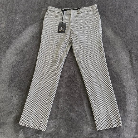 Cropped pants (black and white) - Picture 1 of 1